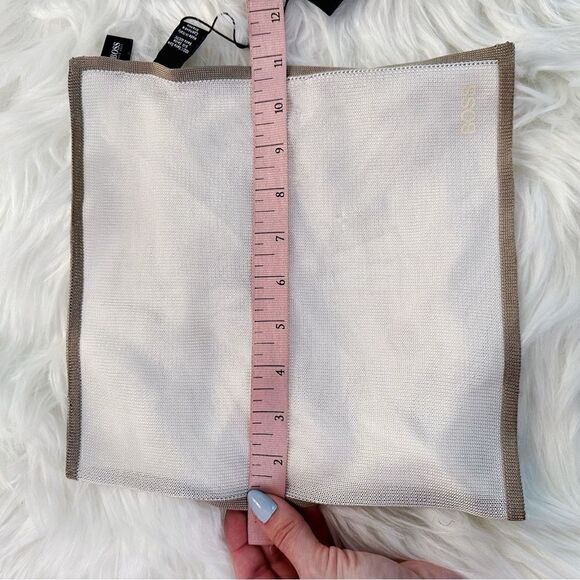 ɴᴡᴛ ʙᴏꜱꜱ ᴛᴀɪʟᴏʀᴇᴅ 100% ꜱɪʟᴋ ᴘᴏᴄᴋᴇᴛ ꜱQᴜᴀʀᴇ - Picture 4 of 17